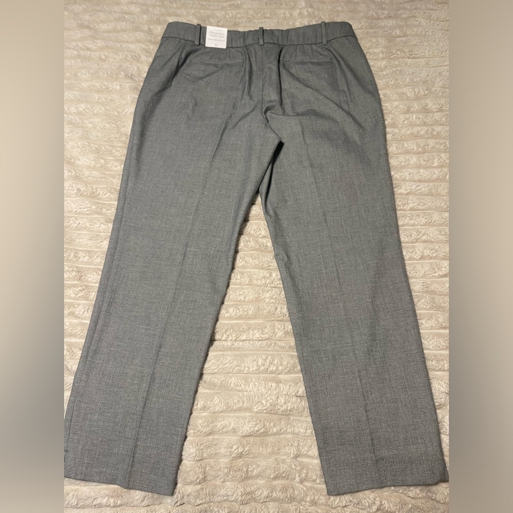 Hampshire Ankle pants. New with tags
